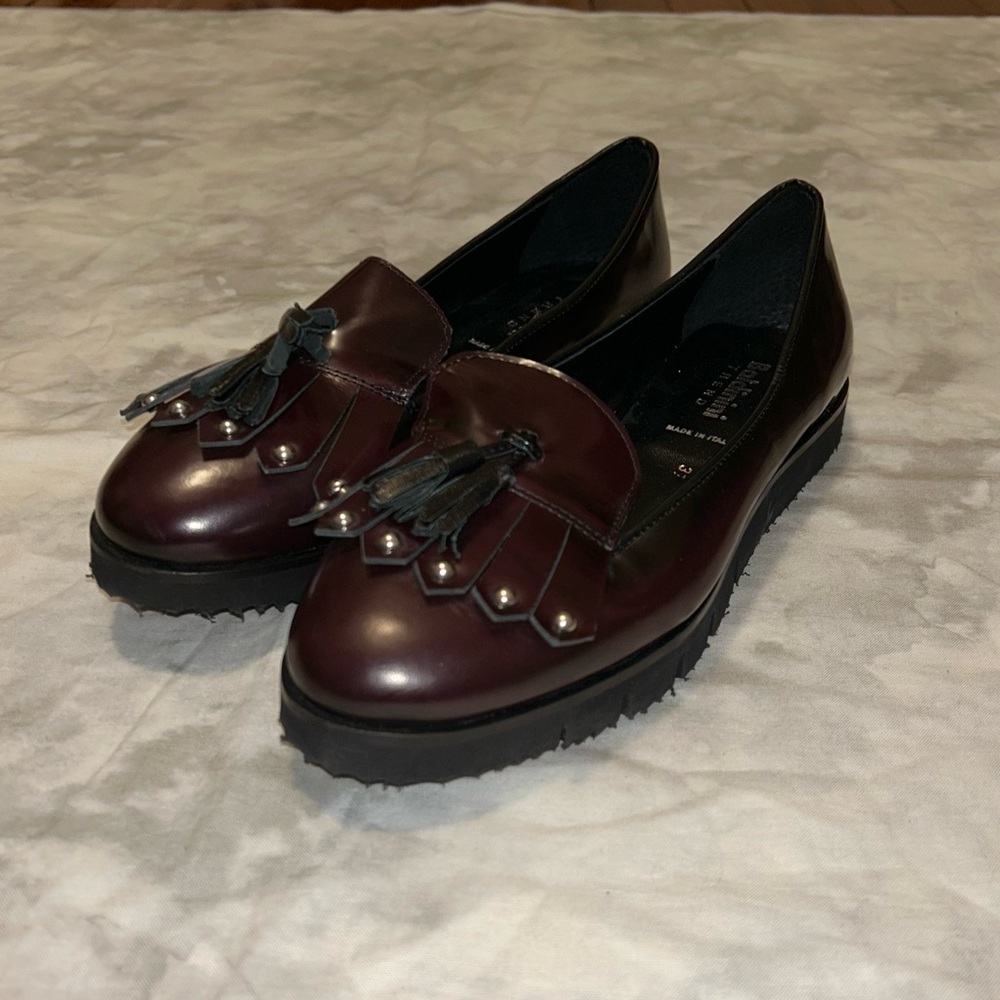 NWOB Baldinini Burgundy Italian Leather Tassel Loafer Flats